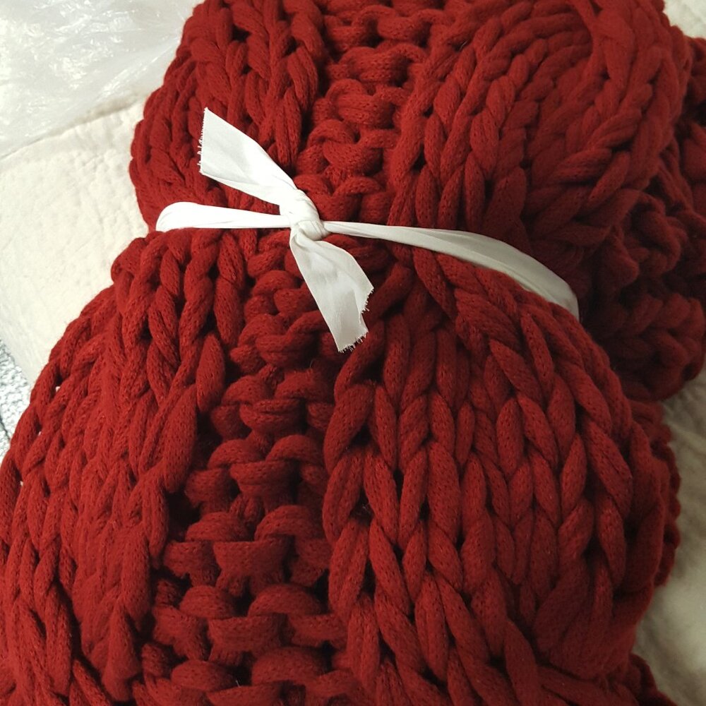 Pottery Barn Colossal Handknit Throw New